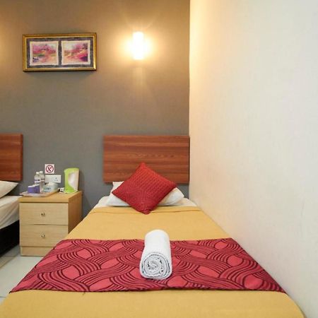 Coop Hotel Putrajaya & Cyberjaya Kampung Dengkil Exterior foto