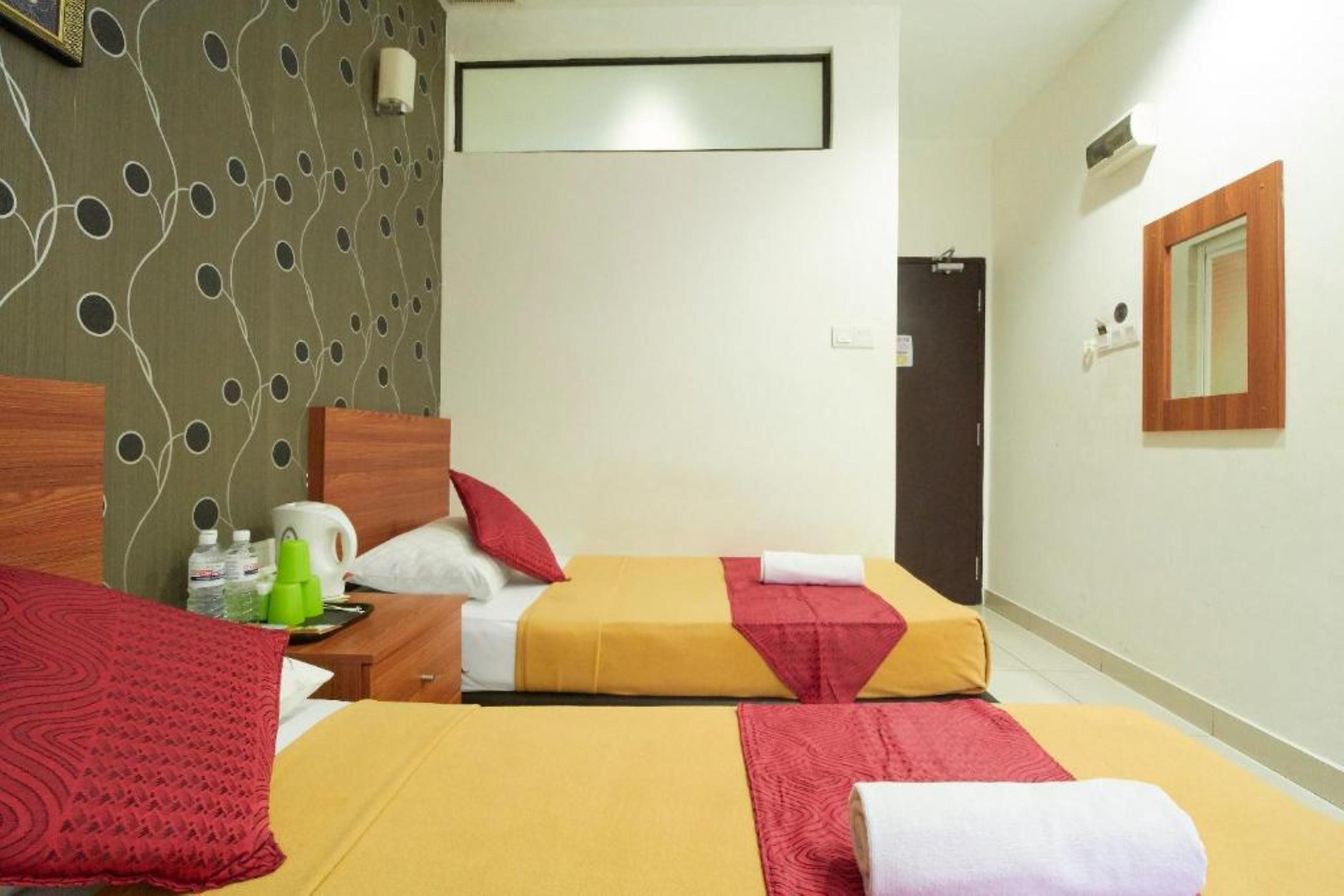 Coop Hotel Putrajaya & Cyberjaya Kampung Dengkil Exterior foto